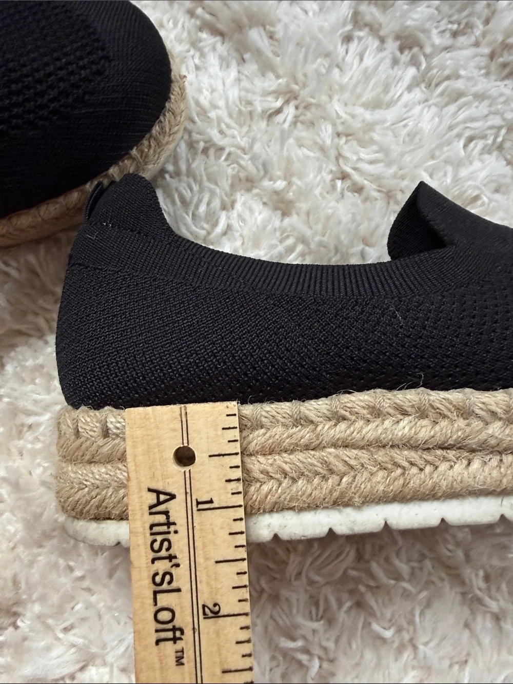 Adrienne Vittadini black knit